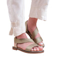 Gold - Front - Where´s That From Womens-Ladies Studio Threaded Faux Leather Wide Strap Flat Sandals